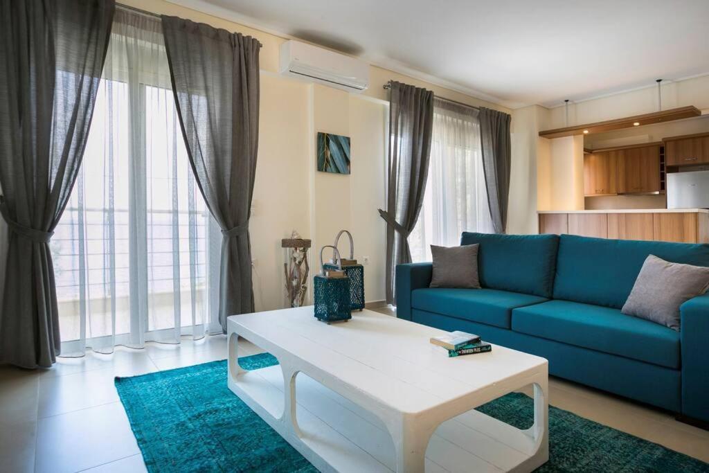 Eucalyptus Suite Sea View Karavomylos Exterior photo